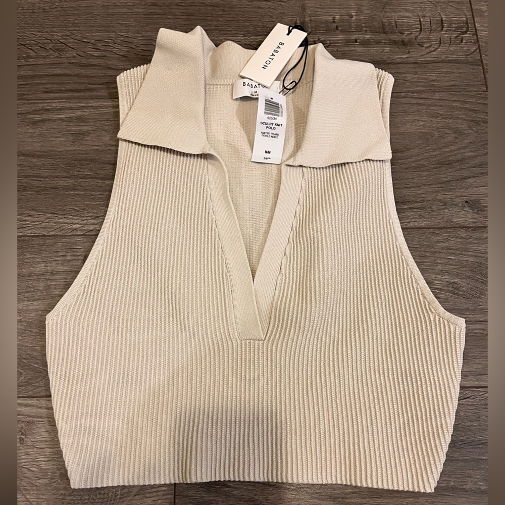 BNWT Aritzia sculpt tank